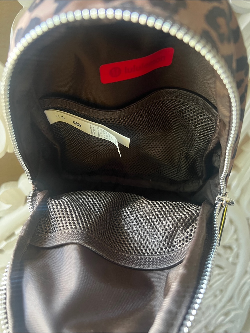 Lululemon | Everywhere Small Sling Bag 2L Leopard - Picture 7 of 9